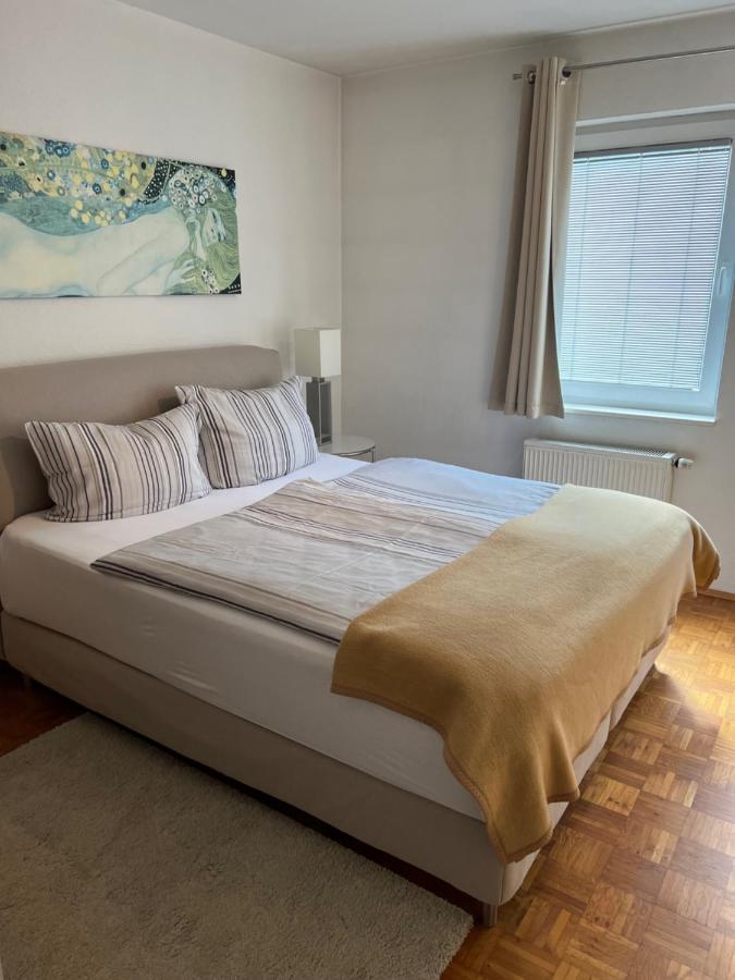 Apartmenthaus Zentrum Komfort Apartments Mit Minikuchen Verschiedener Grossen Kassel Eksteriør billede