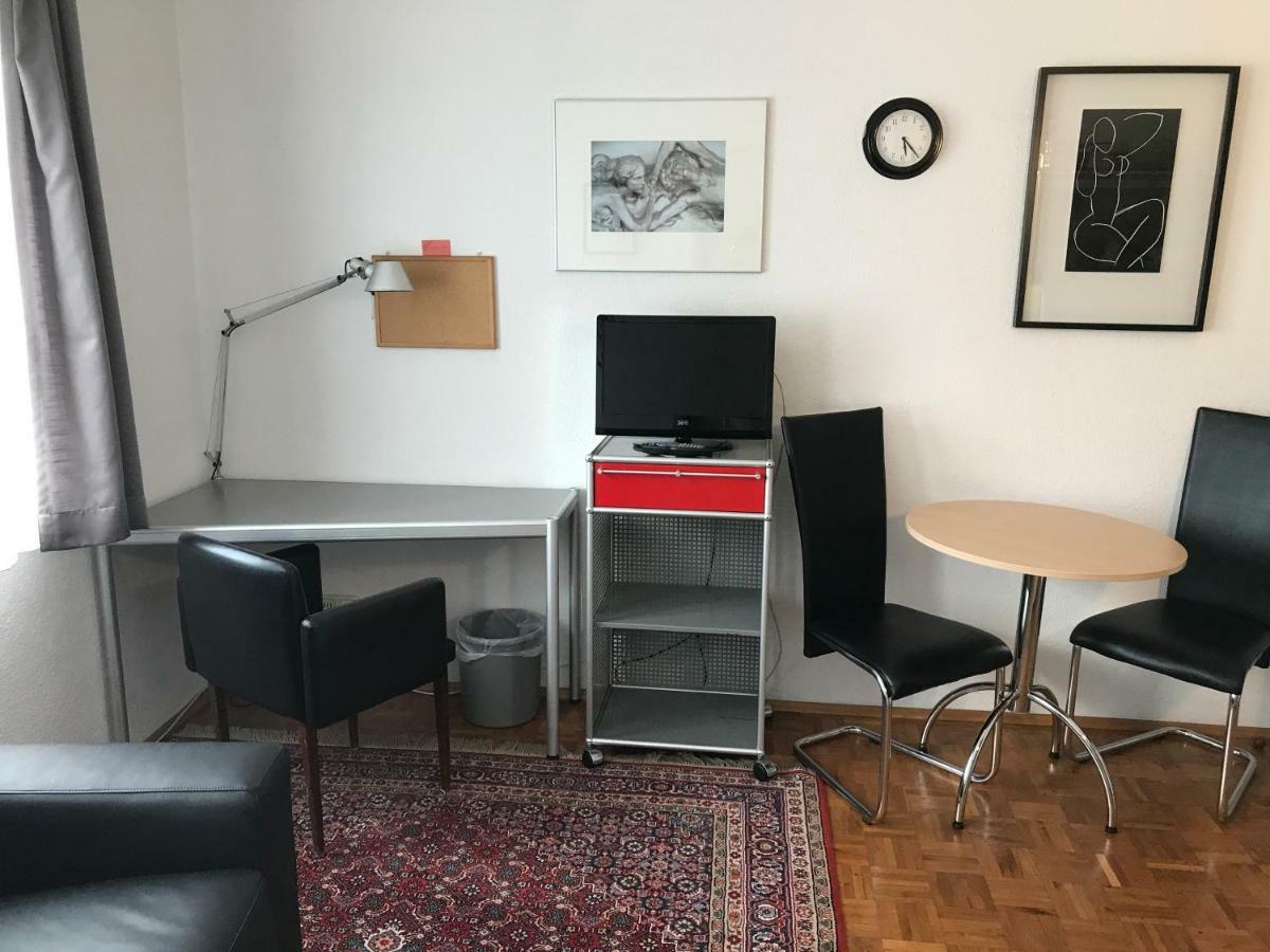 Apartmenthaus Zentrum Komfort Apartments Mit Minikuchen Verschiedener Grossen Kassel Eksteriør billede