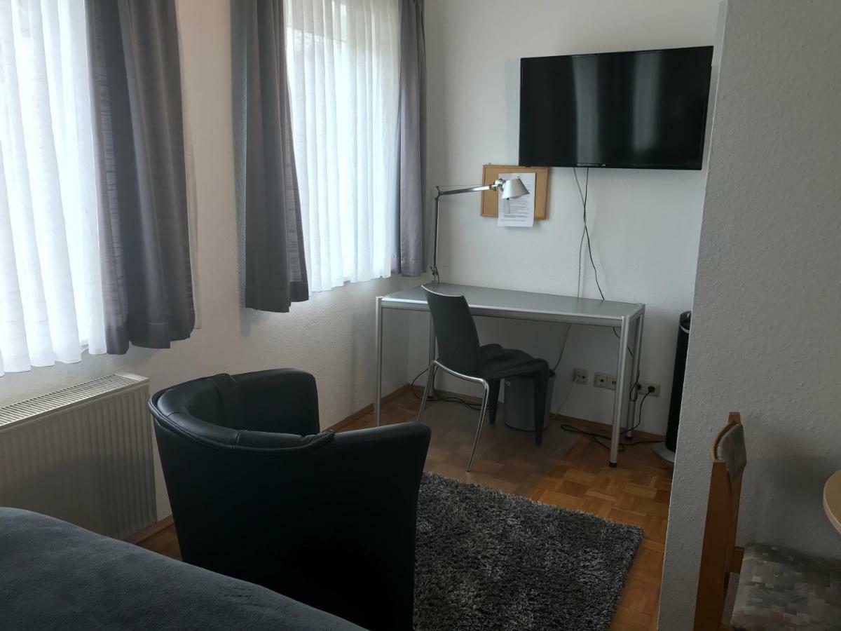 Apartmenthaus Zentrum Komfort Apartments Mit Minikuchen Verschiedener Grossen Kassel Eksteriør billede