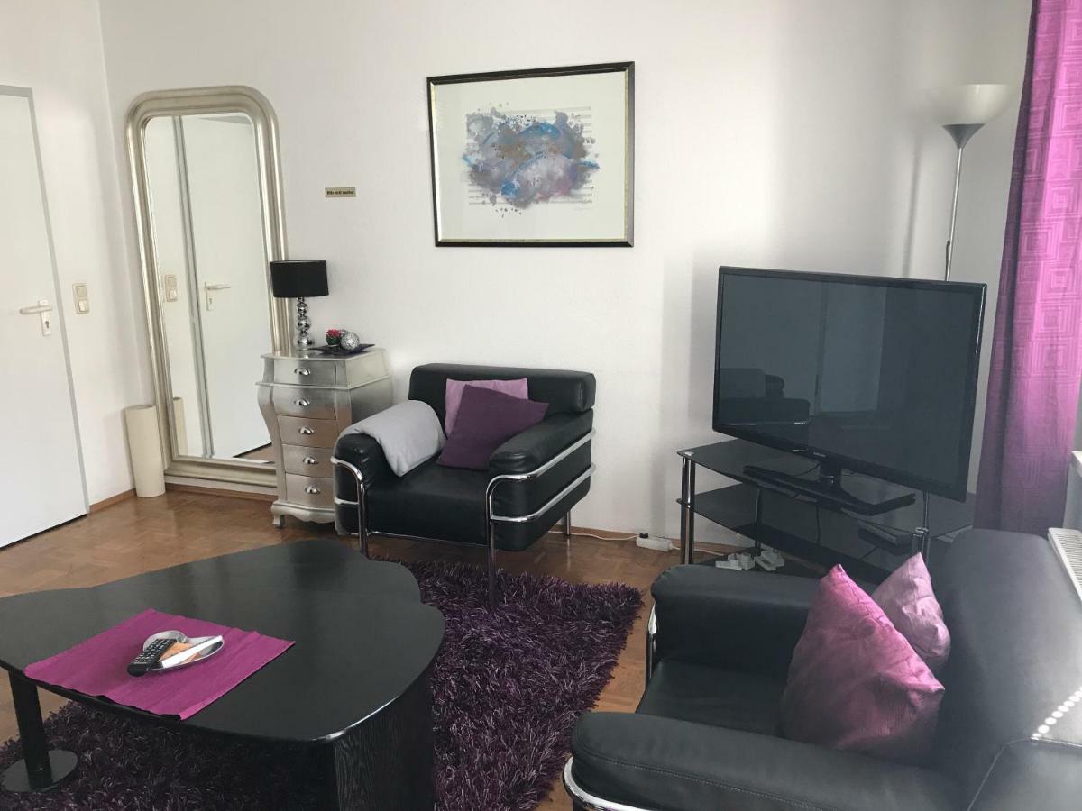 Apartmenthaus Zentrum Komfort Apartments Mit Minikuchen Verschiedener Grossen Kassel Eksteriør billede