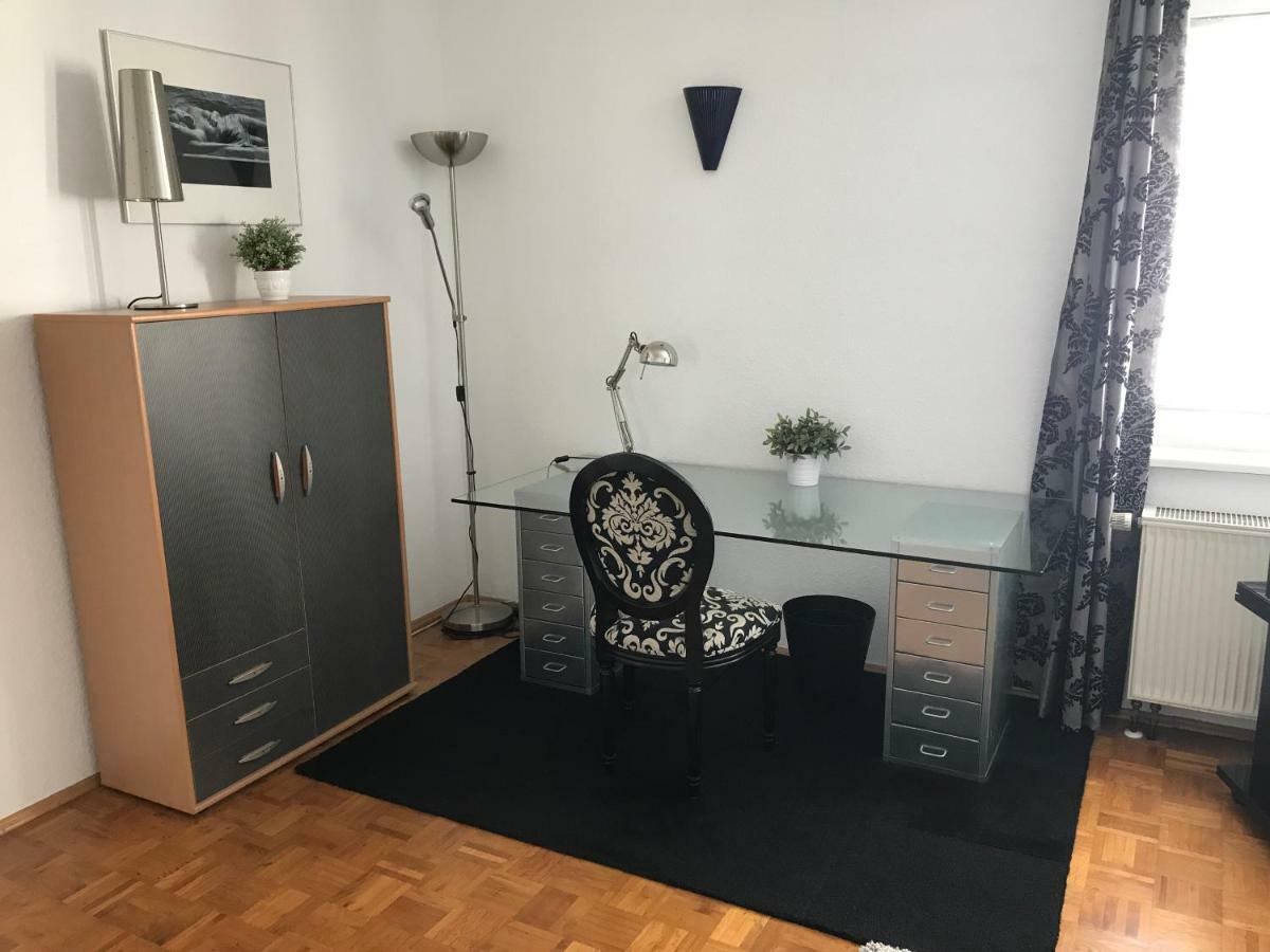 Apartmenthaus Zentrum Komfort Apartments Mit Minikuchen Verschiedener Grossen Kassel Eksteriør billede
