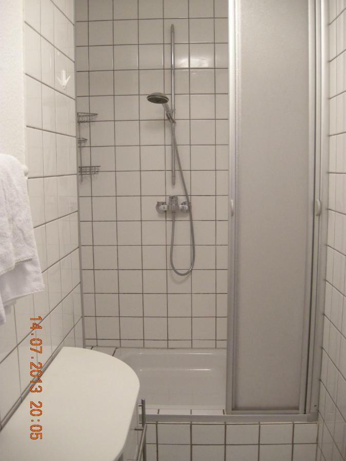 Apartmenthaus Zentrum Komfort Apartments Mit Minikuchen Verschiedener Grossen Kassel Eksteriør billede